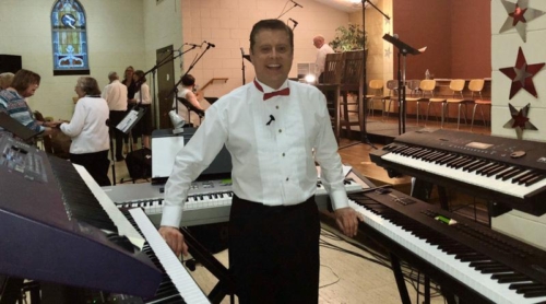 Playing for community choir